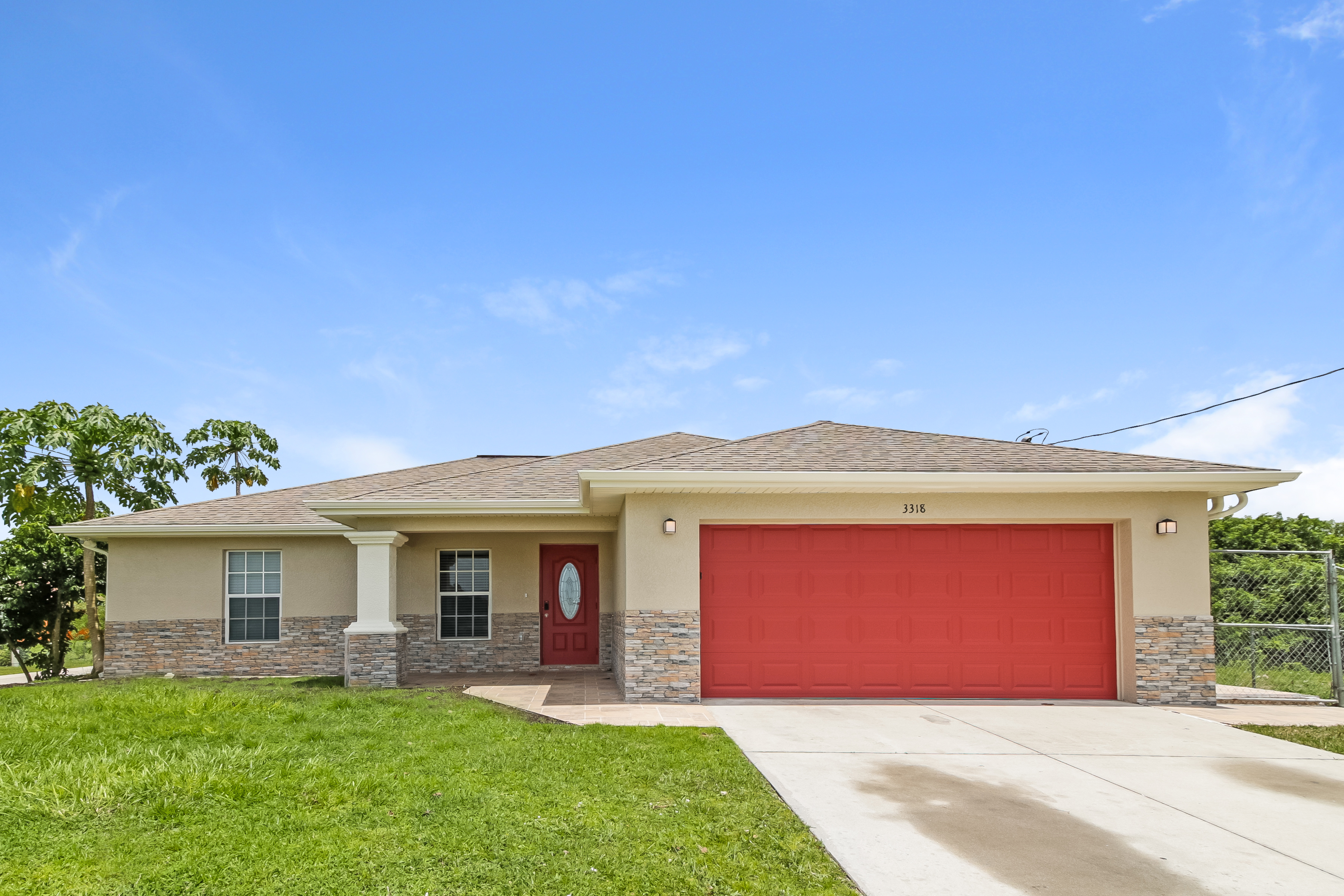 3318 34TH ST S W LEHIGH ACRES, FL 33976